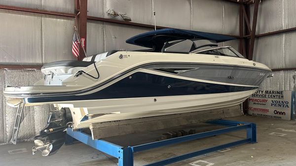 Sea Ray 280 SLX 