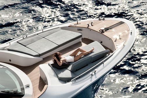 Monte-carlo-yachts MCY-65 image