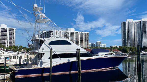 Sea Force IX Enclosed Flybridge