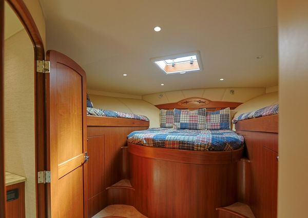 Blackwell 62 Convertible image