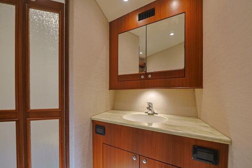 Blackwell 62 Convertible image