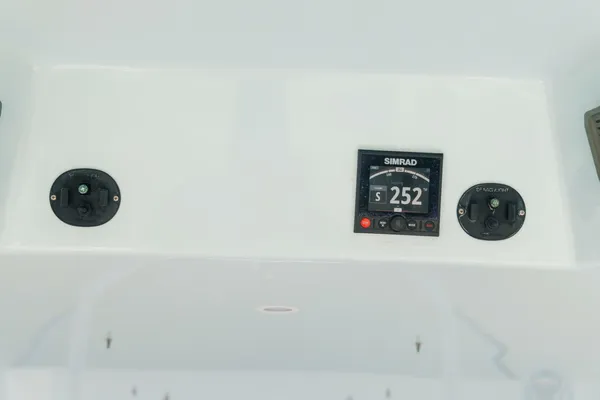 Blackwell 62 Convertible image