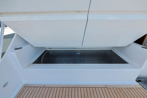 Blackwell 62 Convertible image