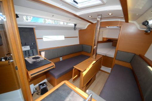 Jeanneau Sun Odyssey 349 image