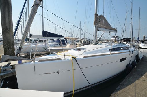 Jeanneau Sun Odyssey 349 image