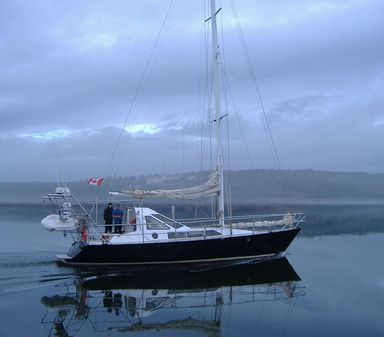 Antares 42 Pilot-House Expedition Sloop image