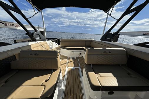 Sea Ray 270 SDX image