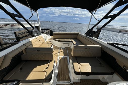 Sea Ray 270 SDX image