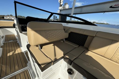 Sea Ray 270 SDX image