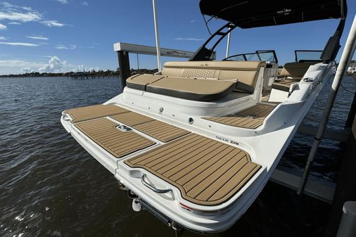 Sea Ray 270 SDX image