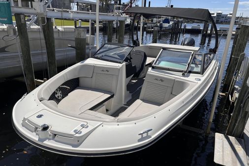 Sea Ray 230 SPX-OB image