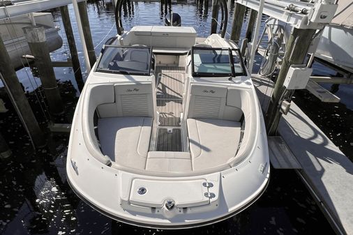 Sea Ray 230 SPX-OB image