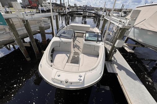 Sea Ray 230 SPX-OB image