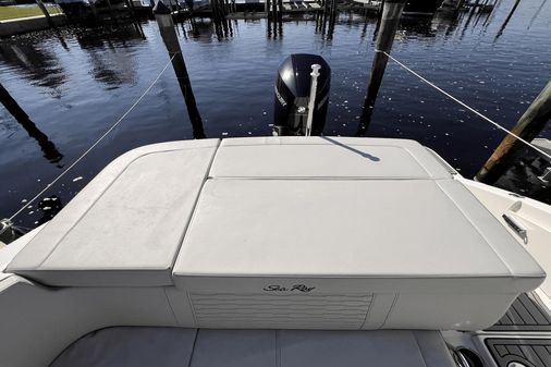 Sea Ray 230 SPX-OB image