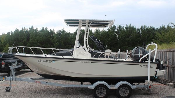 Boston Whaler 190 Montauk 