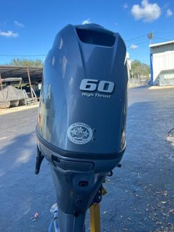 Yamaha Outboards T60LB image