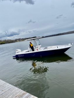 Robalo 246 Cayman image