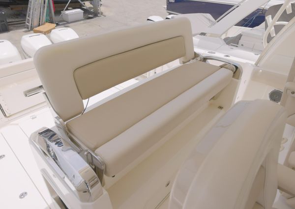 Boston Whaler 420 Outrage image