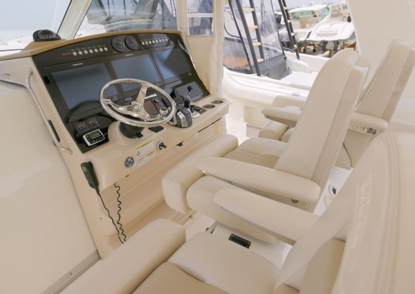 Boston Whaler 420 Outrage image