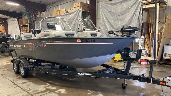 Tracker Targa V-18 WT 