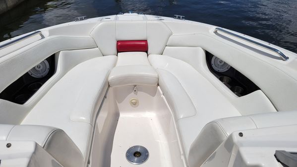 Regal 2700-BOWRIDER image