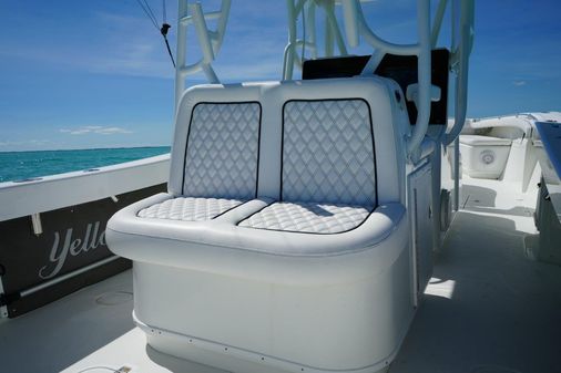 Yellowfin 34 Center Console image