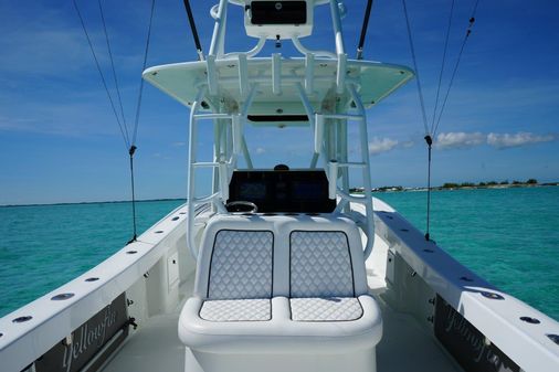 Yellowfin 34 Center Console image