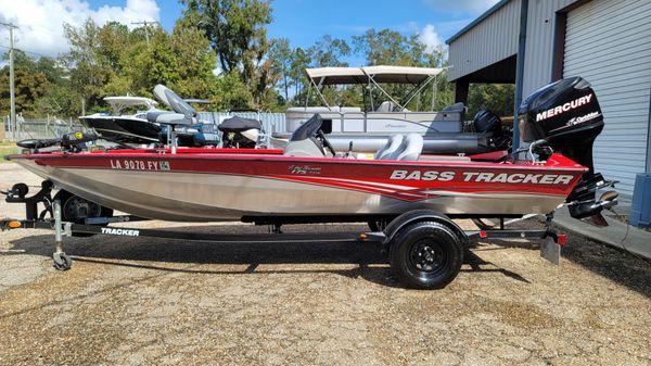 Tracker Pro Team 175 TXW 