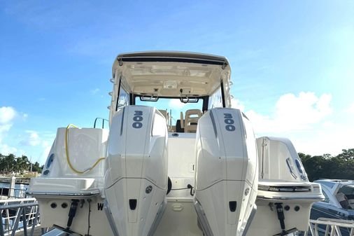 Boston-whaler 325-CONQUEST image