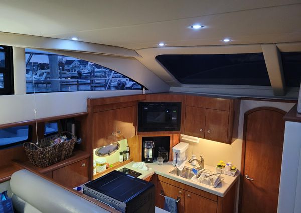 Cruisers-yachts 385-MOTORYACHT image