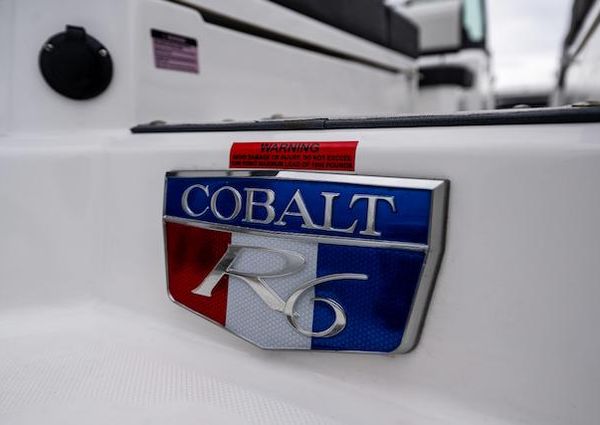 Cobalt R6 Outboard image