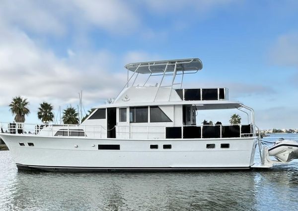 Hatteras 53 Motor Yacht Hard Top image