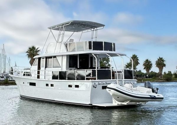 Hatteras 53 Motor Yacht Hard Top image