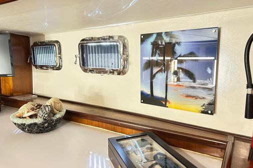 Hatteras 53 Motor Yacht Hard Top image