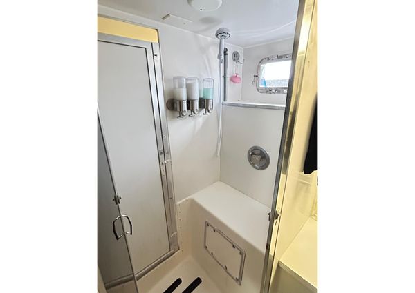 Hatteras 53 Motor Yacht Hard Top image