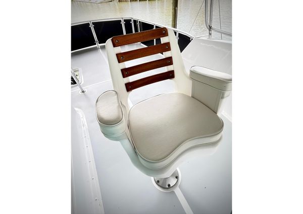 Hatteras 53 Motor Yacht Hard Top image