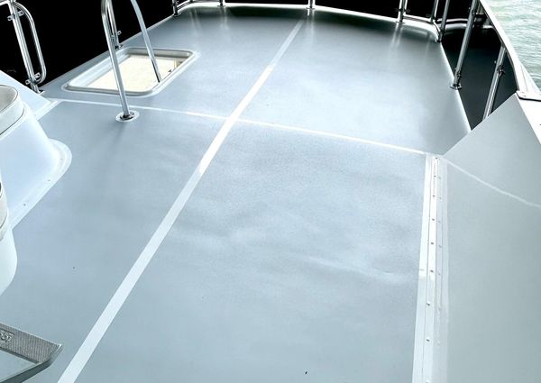 Hatteras 53 Motor Yacht Hard Top image