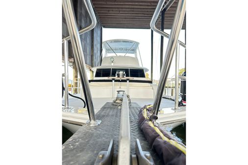 Hatteras 53 Motor Yacht Hard Top image