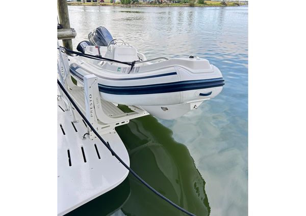 Hatteras 53 Motor Yacht Hard Top image