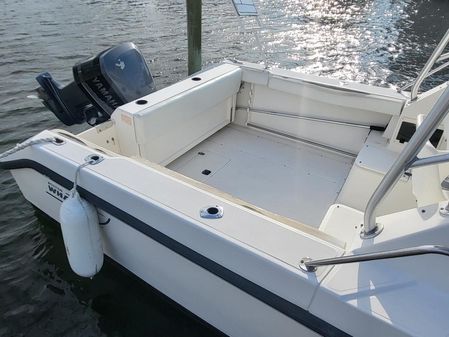 Boston Whaler 23 Conquest image