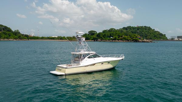 Tiara Yachts 42 EXPRESS image