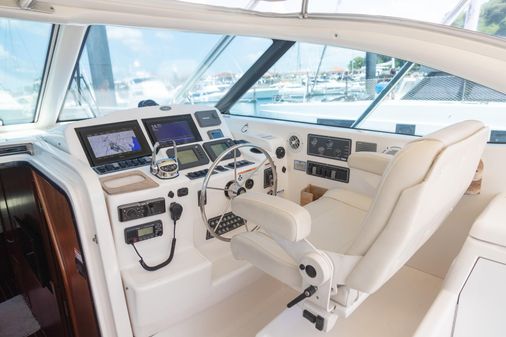 Tiara Yachts 42 EXPRESS image