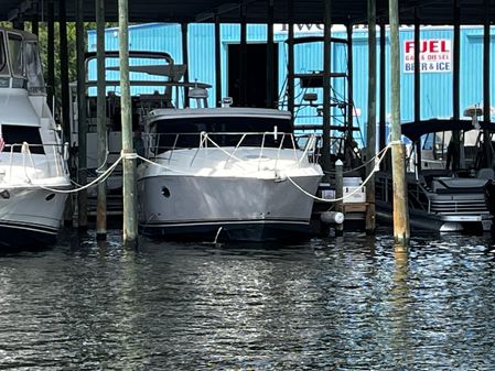 Silverton 33 Sport Coupe image