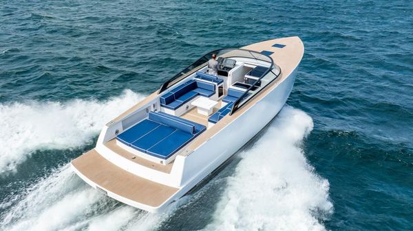 VanDutch 48