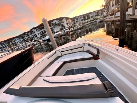 Tiara Yachts 38 LS image