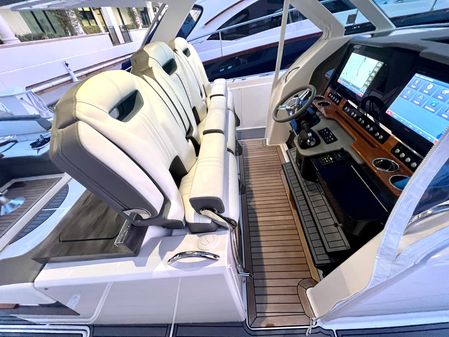 Tiara Yachts 38 LS image