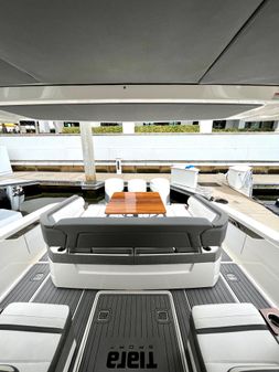 Tiara Yachts 38 LS image