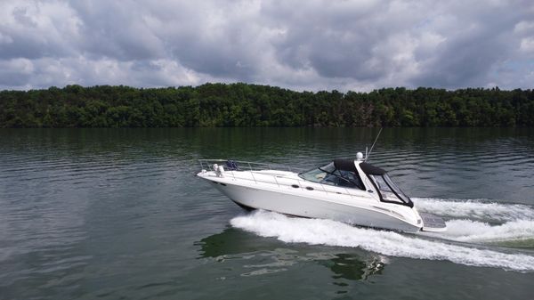 Sea Ray 410 Sundancer image