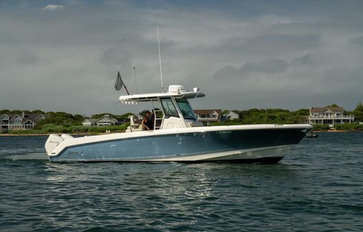 Boston Whaler 330 Outrage image