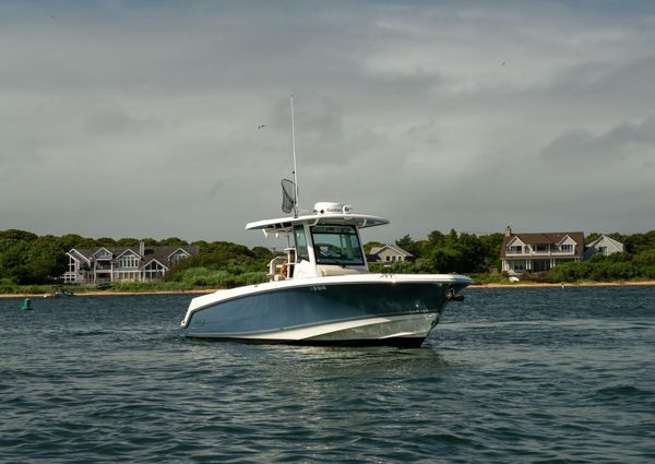 Boston Whaler 330 Outrage image